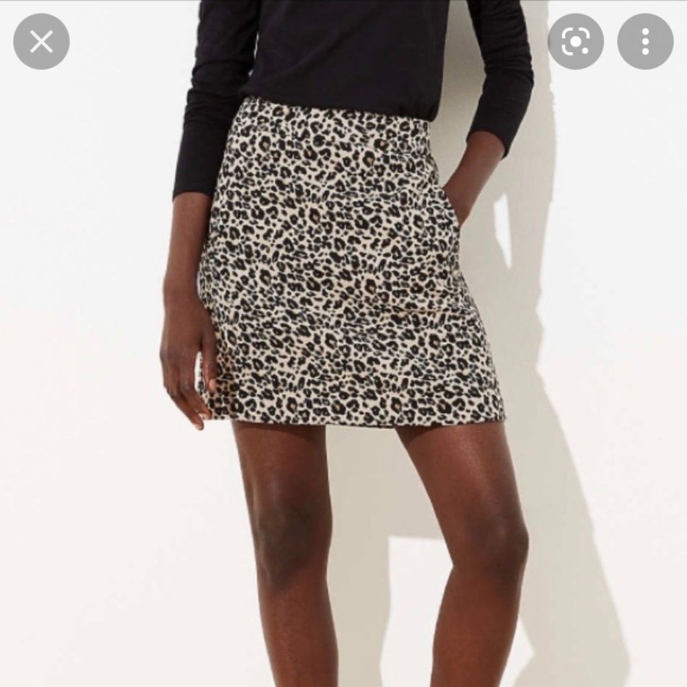 LOFT leopard mini skirt with pockets